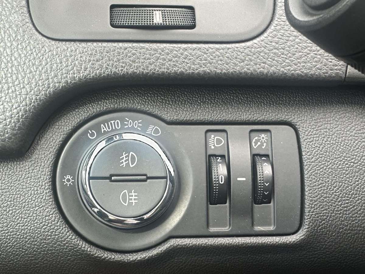 Opel Insignia, 2.0 l., Универсал