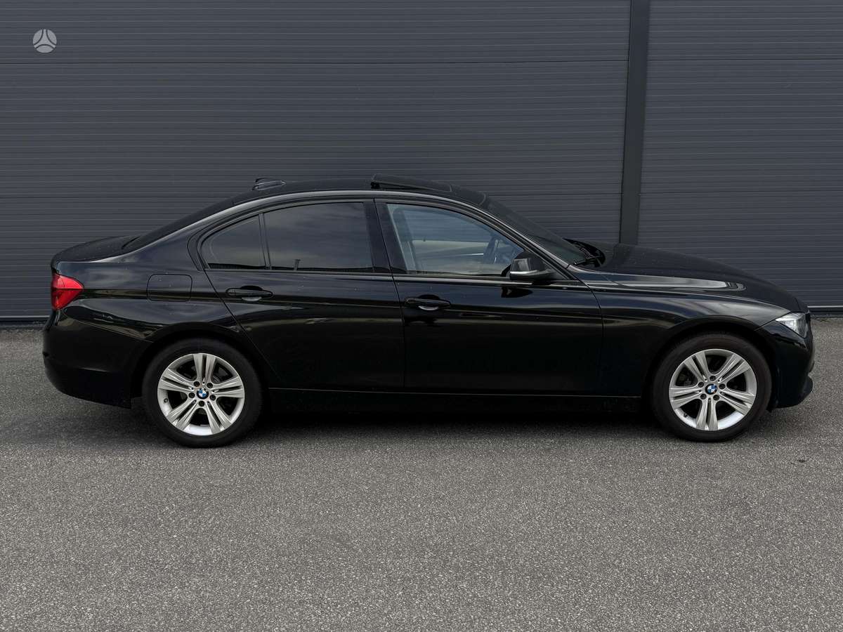 BMW 328, 2.0 l., Седан