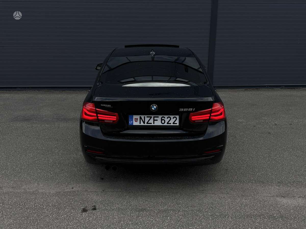 BMW 328, 2.0 l., Седан