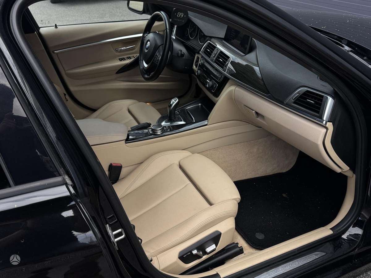 BMW 328, 2.0 l., Седан