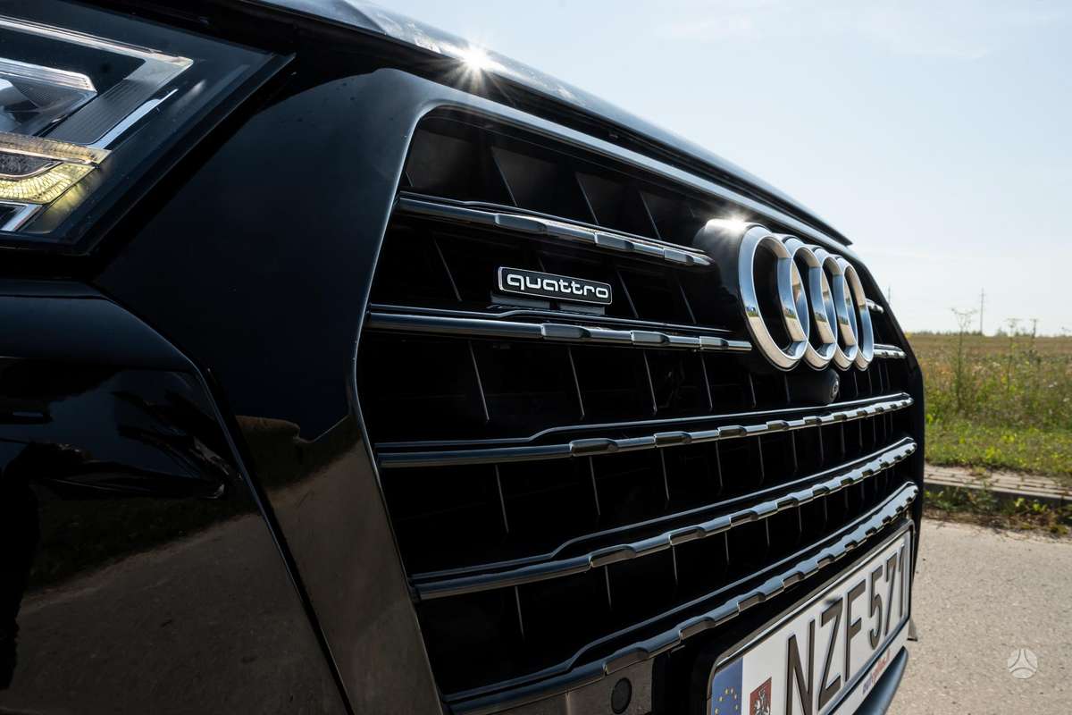 Audi Q7, 3.0 l., Внедорожник / Кроссовер