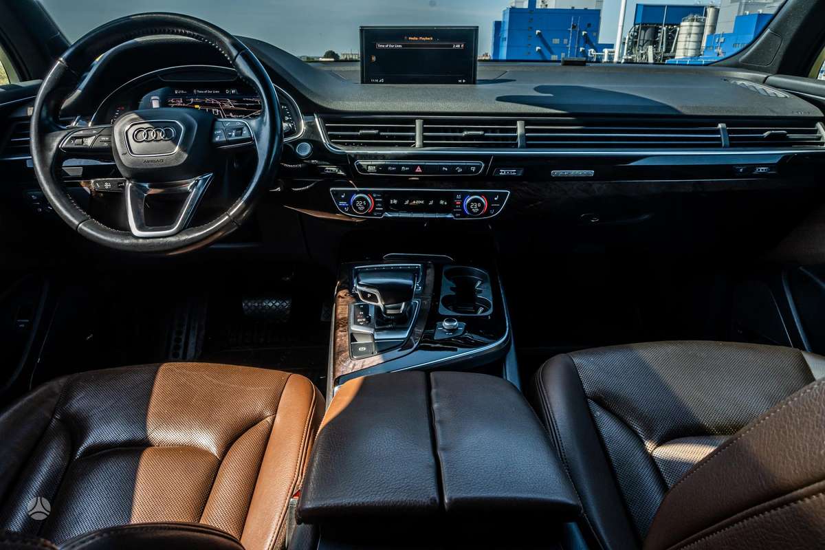 Audi Q7, 3.0 l., Внедорожник / Кроссовер
