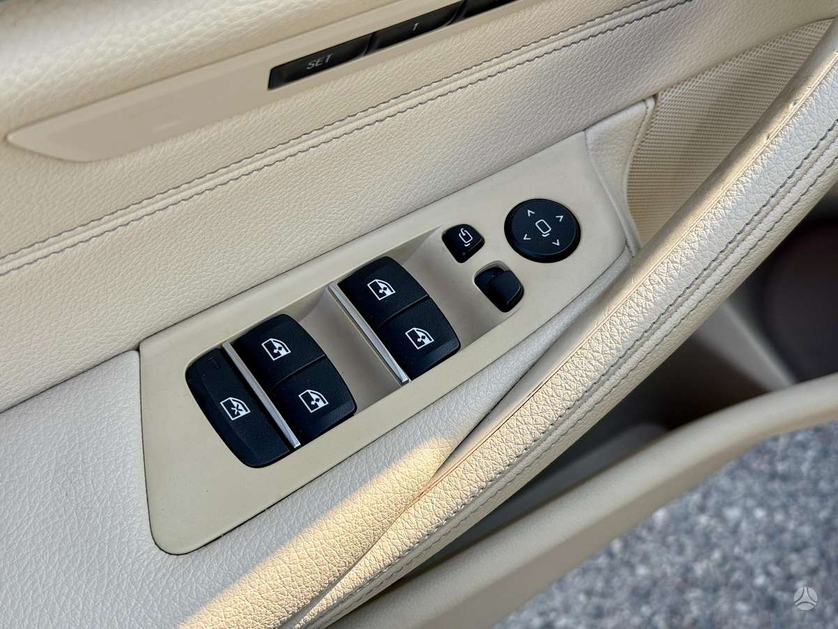BMW 520, 2.0 l., wagon