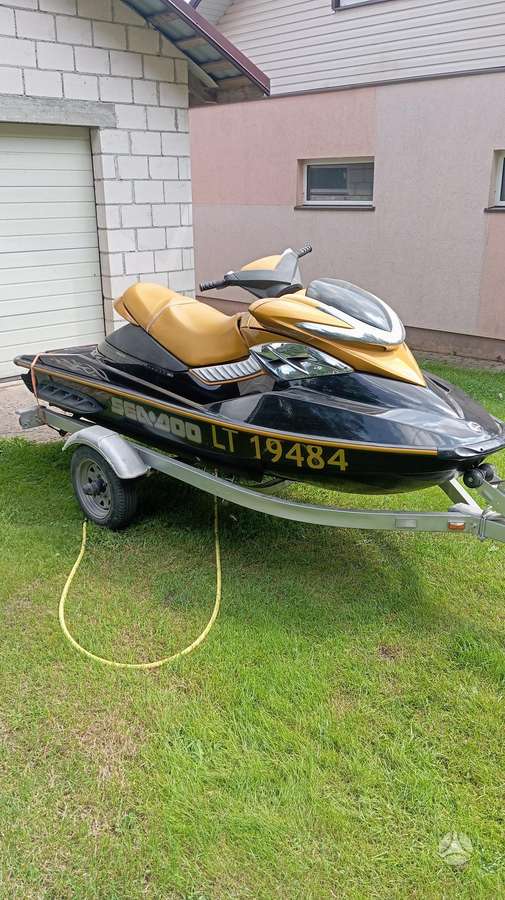 Sea-Doo RXP215, jet skis
