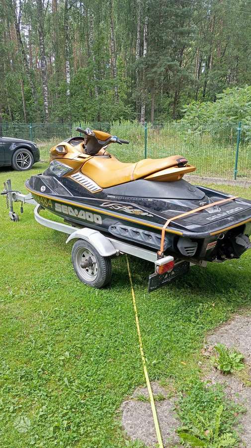 Sea-Doo RXP215, jet skis