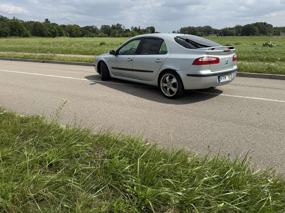 Renault Laguna - 4