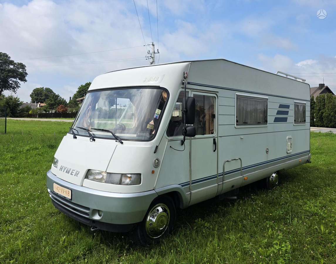 Hymer B644, campers