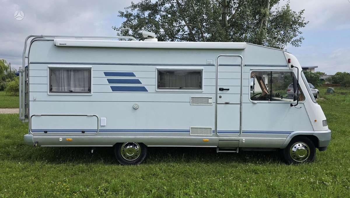 Hymer B644, campers