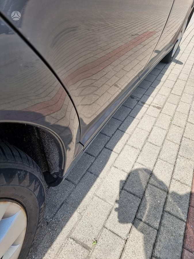 Toyota Avensis - 9