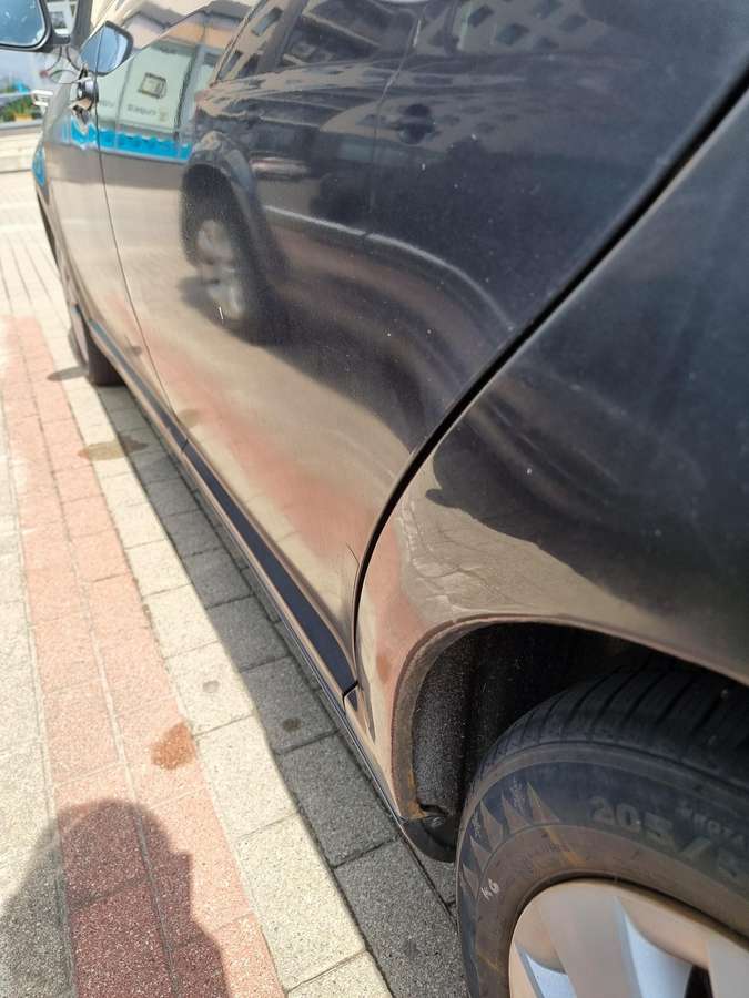 Toyota Avensis - 10