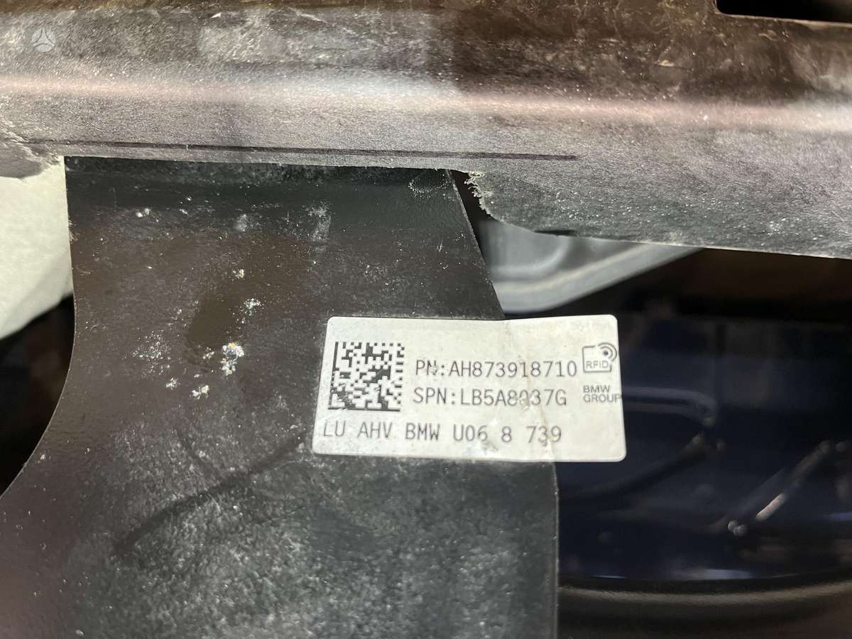 BMW 2 serija apdares detaļas