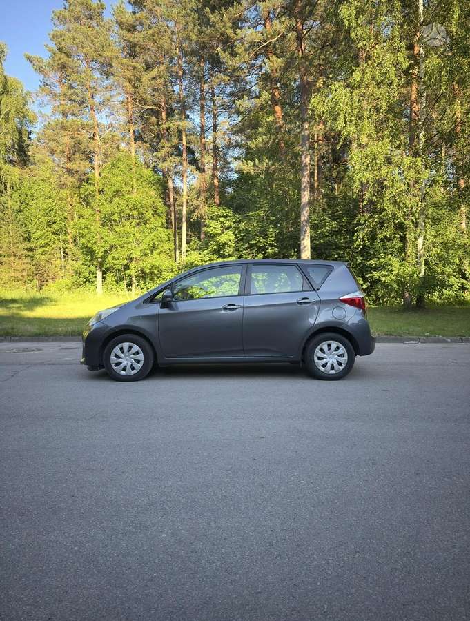 Toyota Verso-S - 2