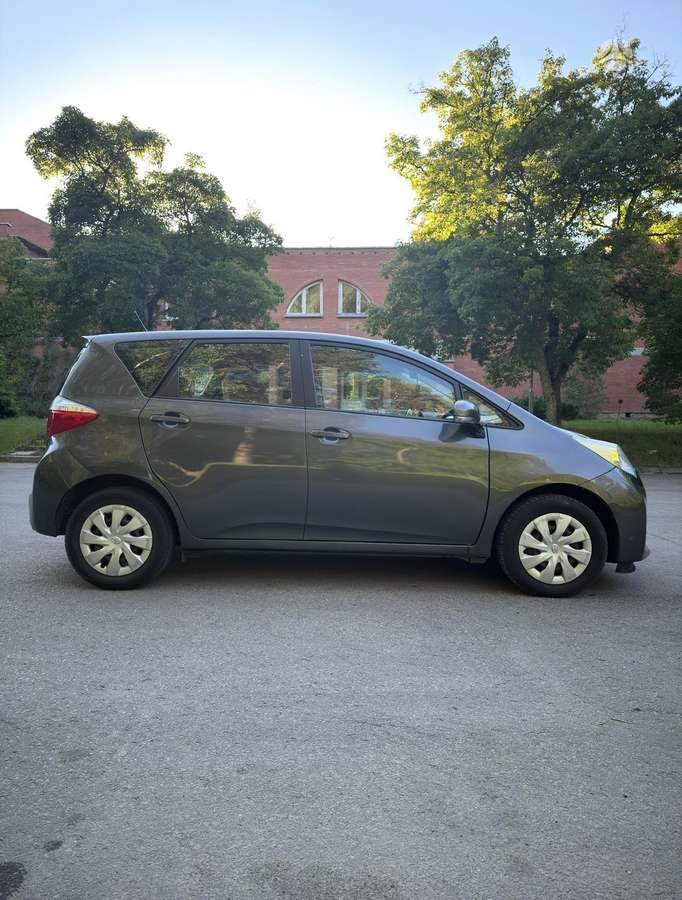 Toyota Verso-S - 6
