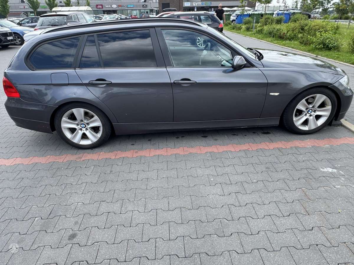 BMW 320, 2.0 l., universalas