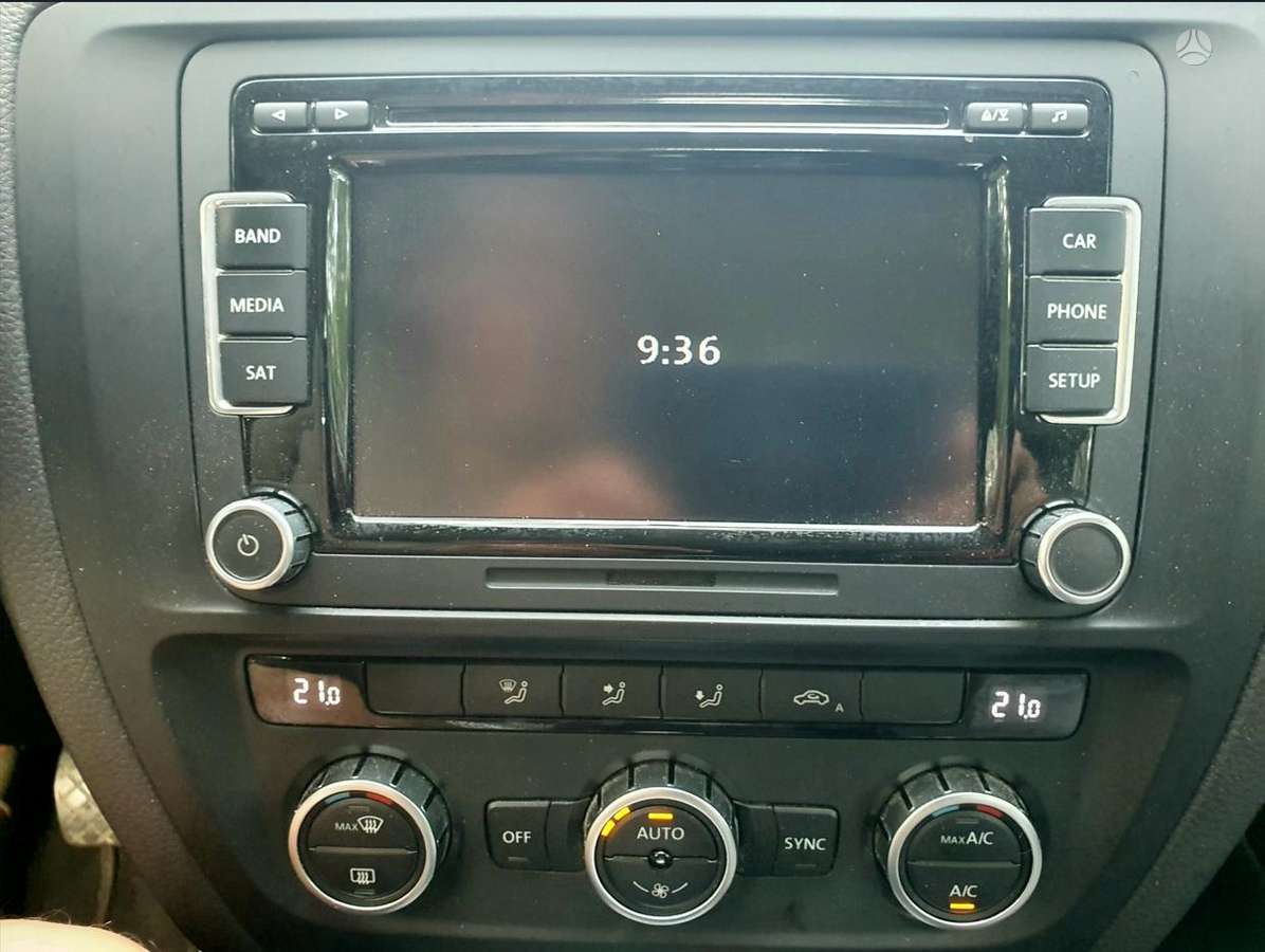 Volkswagen Jetta - 6