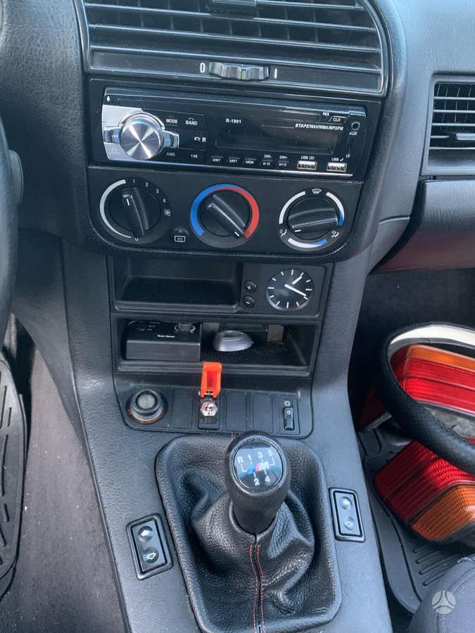BMW 320, 2.0 l., coupe