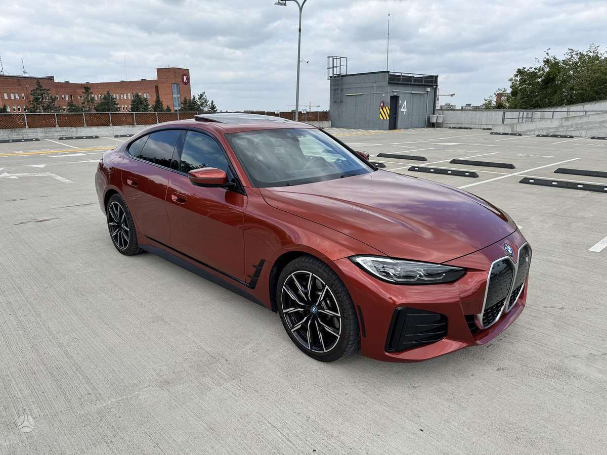 BMW i4, hečbekas