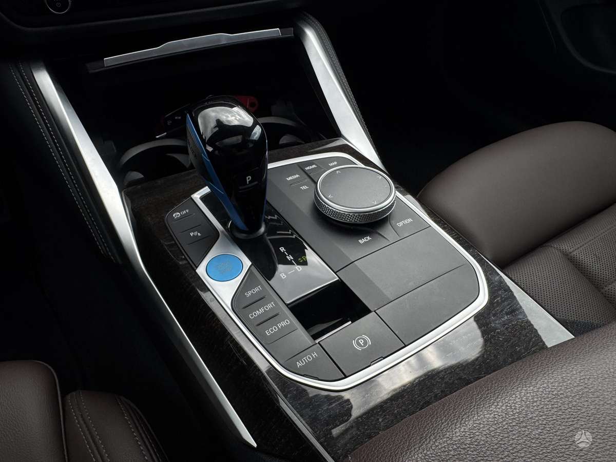 BMW i4, hečbekas