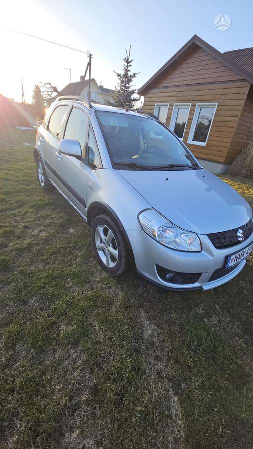 Suzuki SX4, 2.0 l., Минивэн