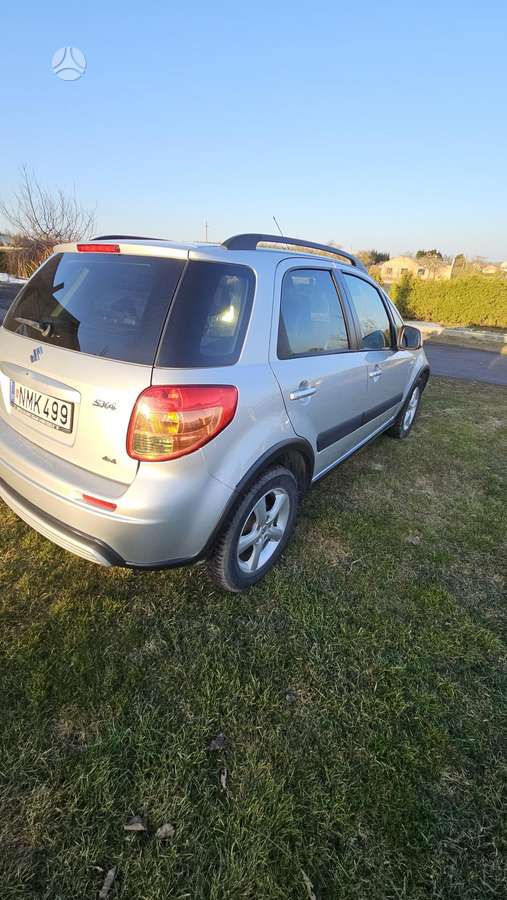Suzuki SX4, 2.0 l., Минивэн