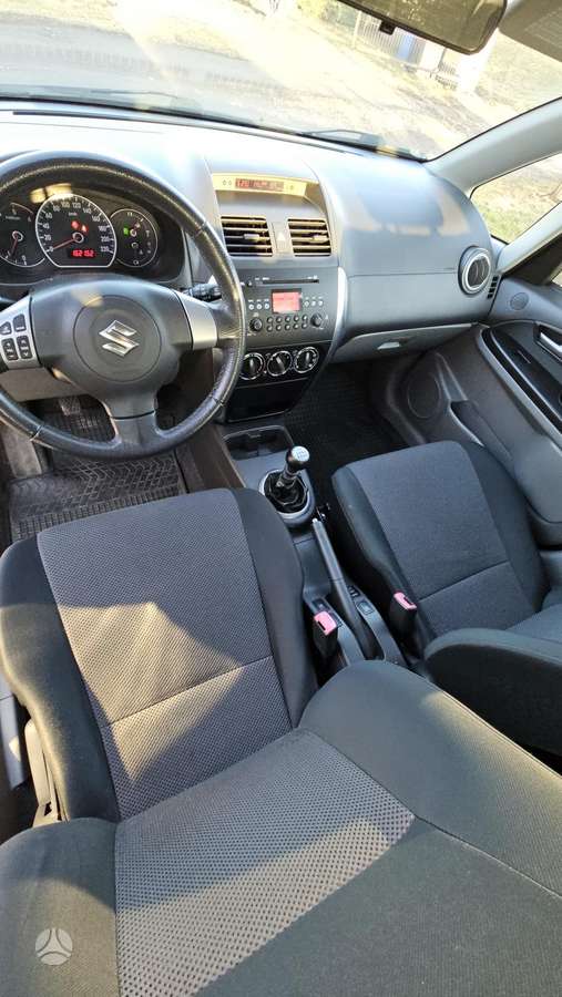 Suzuki SX4, 2.0 l., Минивэн