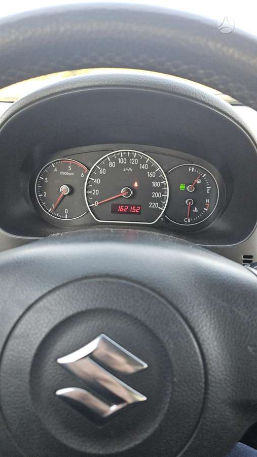 Suzuki SX4, 2.0 l., Минивэн