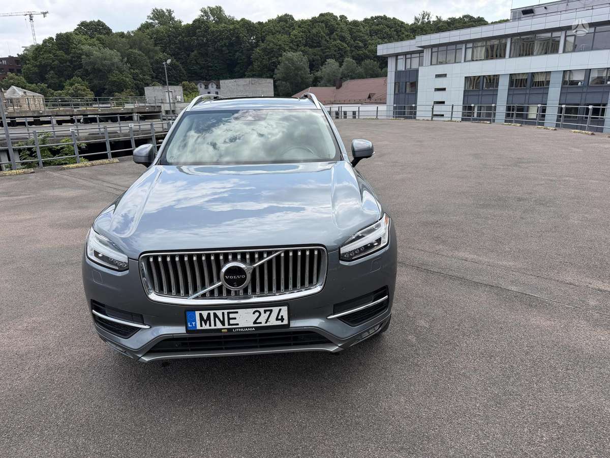 Volvo XC90 - 2