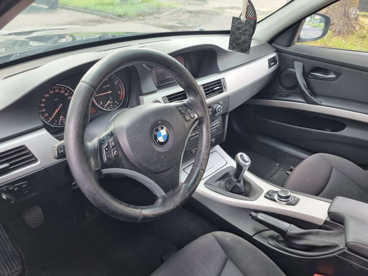BMW 318, 2.0 l., Универсал