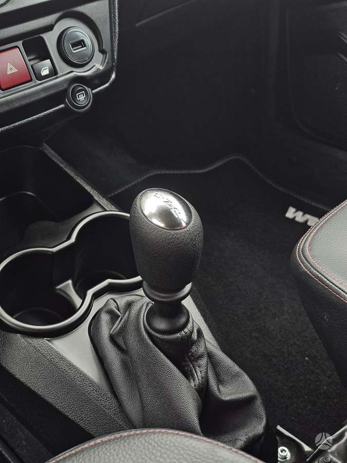 Aixam Crossover, hatchback