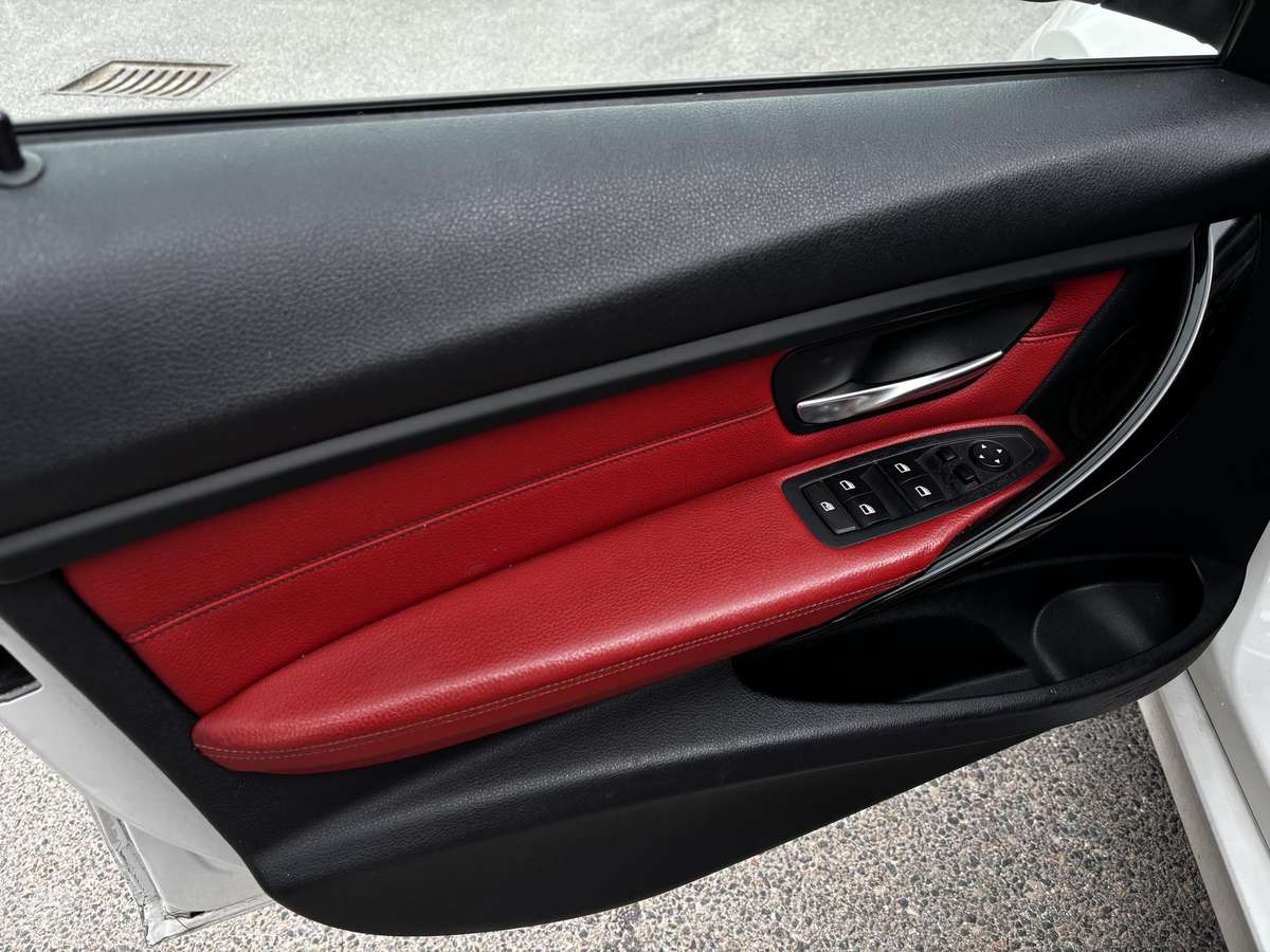 BMW 328, 2.0 l., Седан