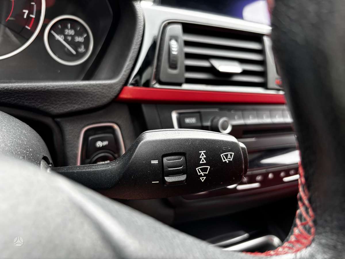 BMW 328, 2.0 l., Седан