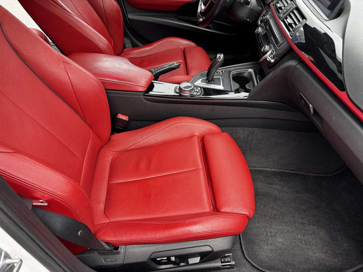 BMW 328, 2.0 l., Седан