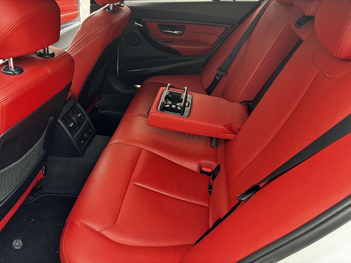BMW 328, 2.0 l., Седан