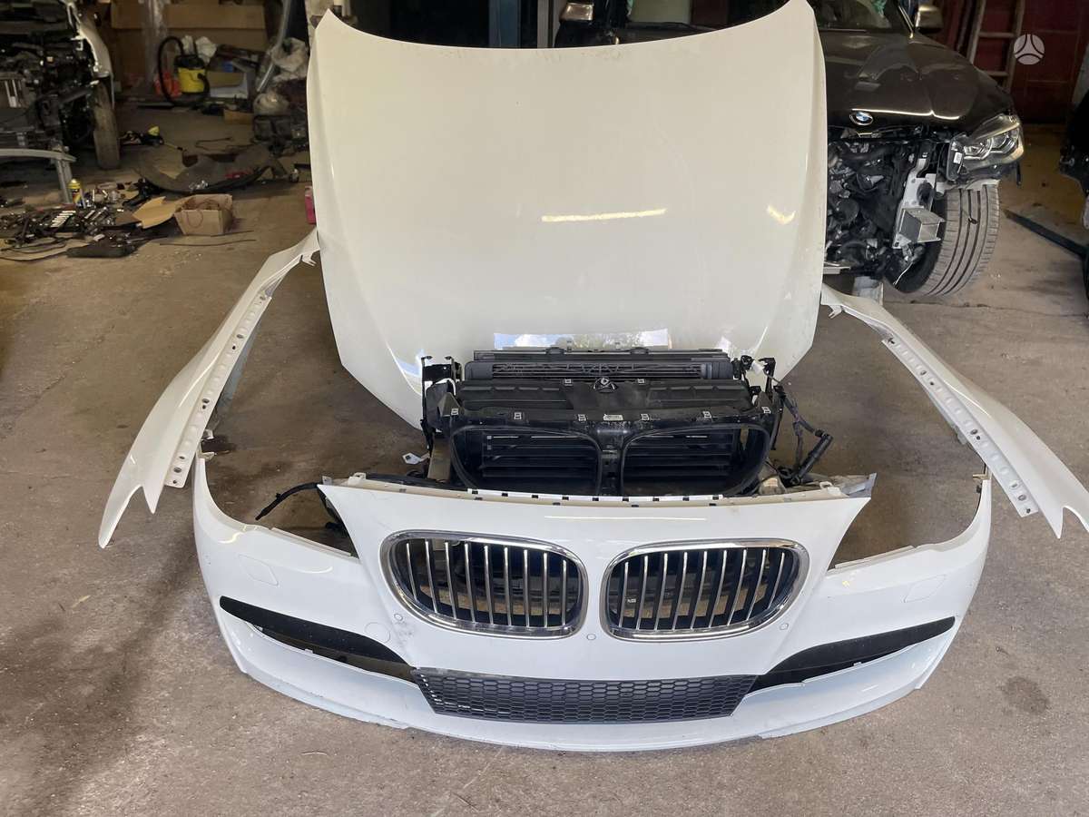 BMW 7 serija body parts