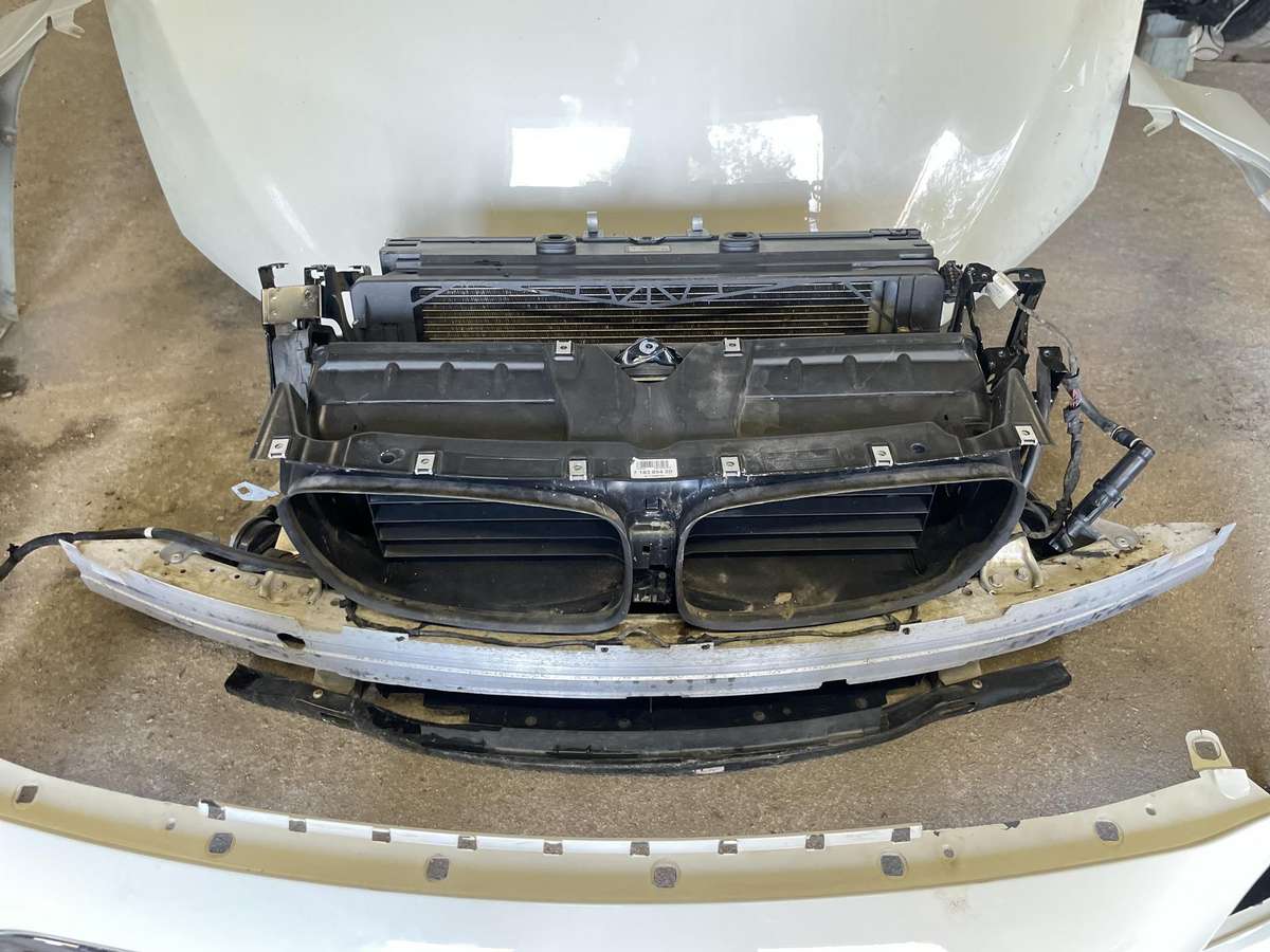 BMW 7 serija body parts