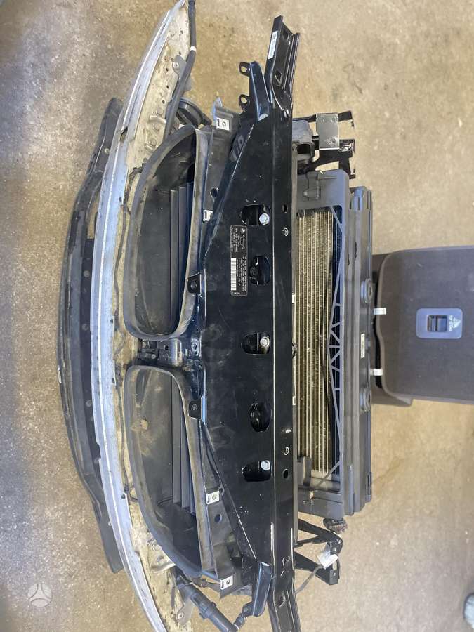 BMW 7 serija body parts