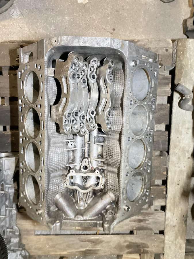 BMW 7 serija body parts