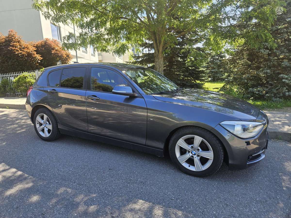 BMW 120, 2.0 l., Хэтчбек