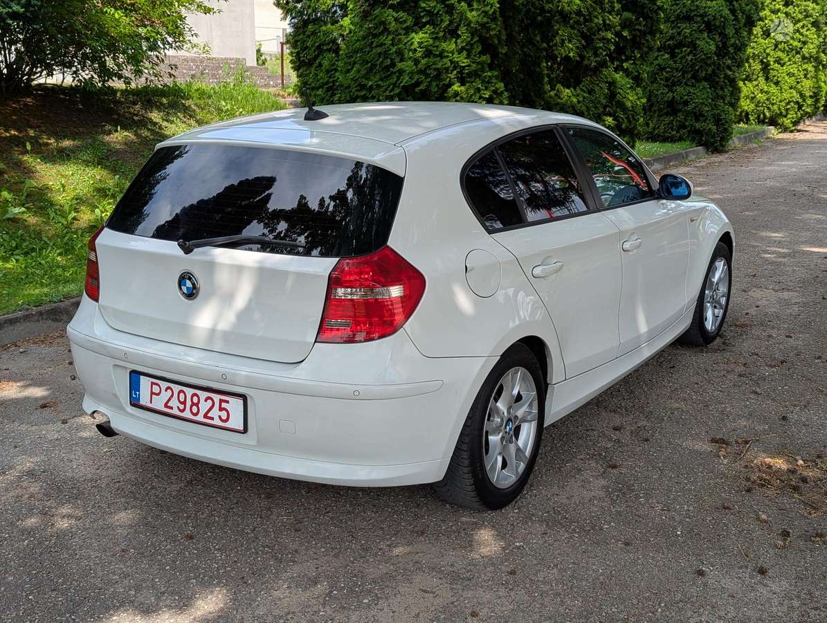 BMW 118, 2.0 l., Хэтчбек