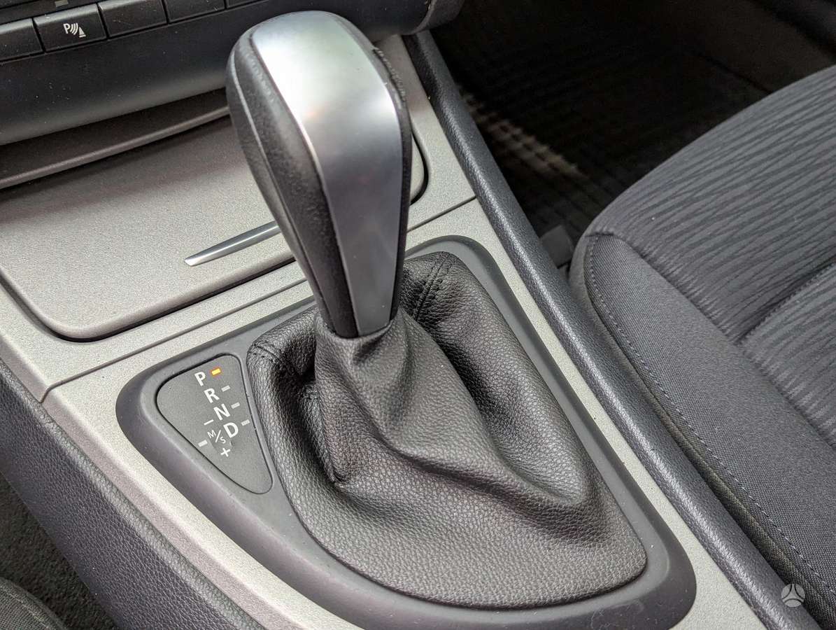 BMW 118, 2.0 l., Хэтчбек