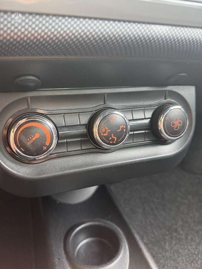 Ligier JS60, hatchback