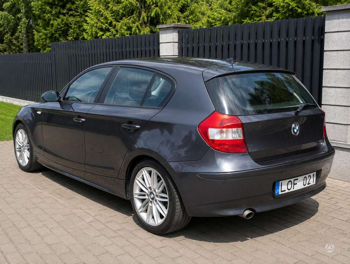 BMW 116, 1.6 l., hatchback