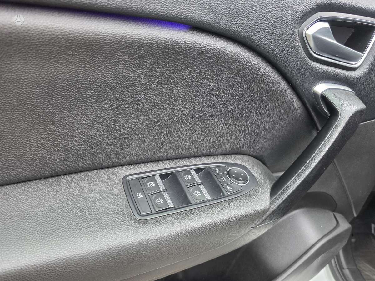 Renault Captur, 1.3 l., Хэтчбек