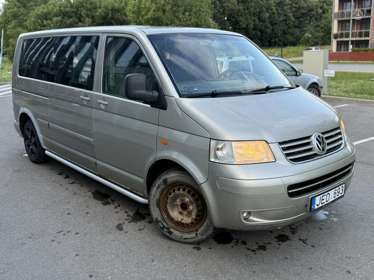 Volkswagen Transporter - 2
