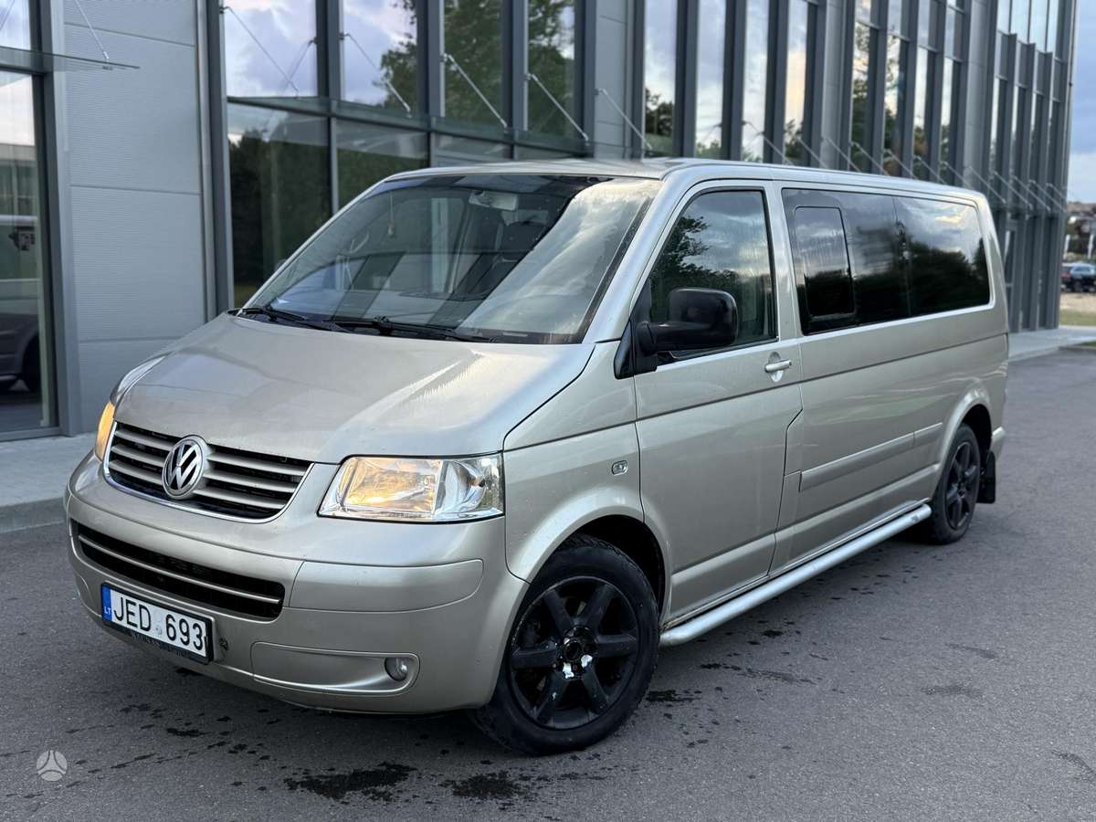 Volkswagen Transporter - 1