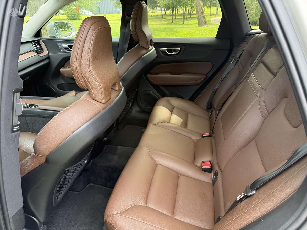 Volvo XC60 - 12