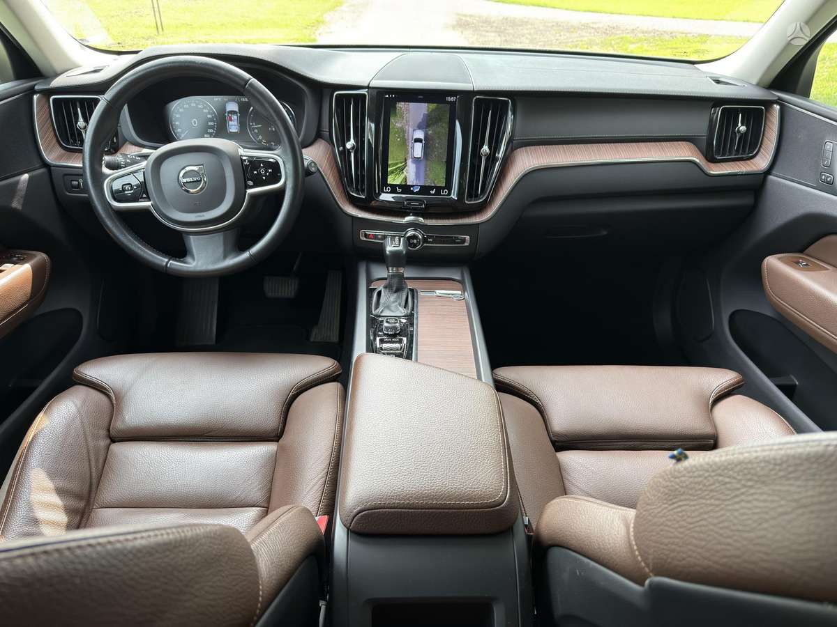 Volvo XC60 - 11