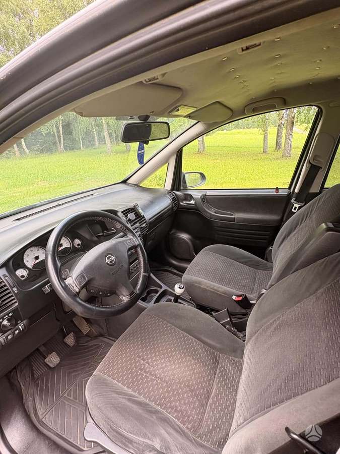 Opel Zafira, 2.2 l., Минивэн