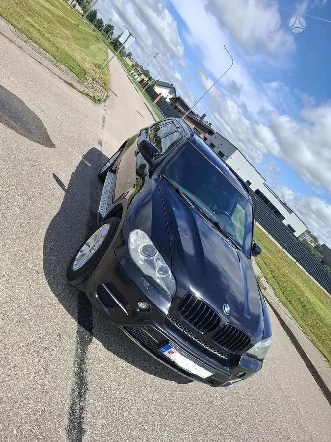 BMW X5, Внедорожник / Кроссовер