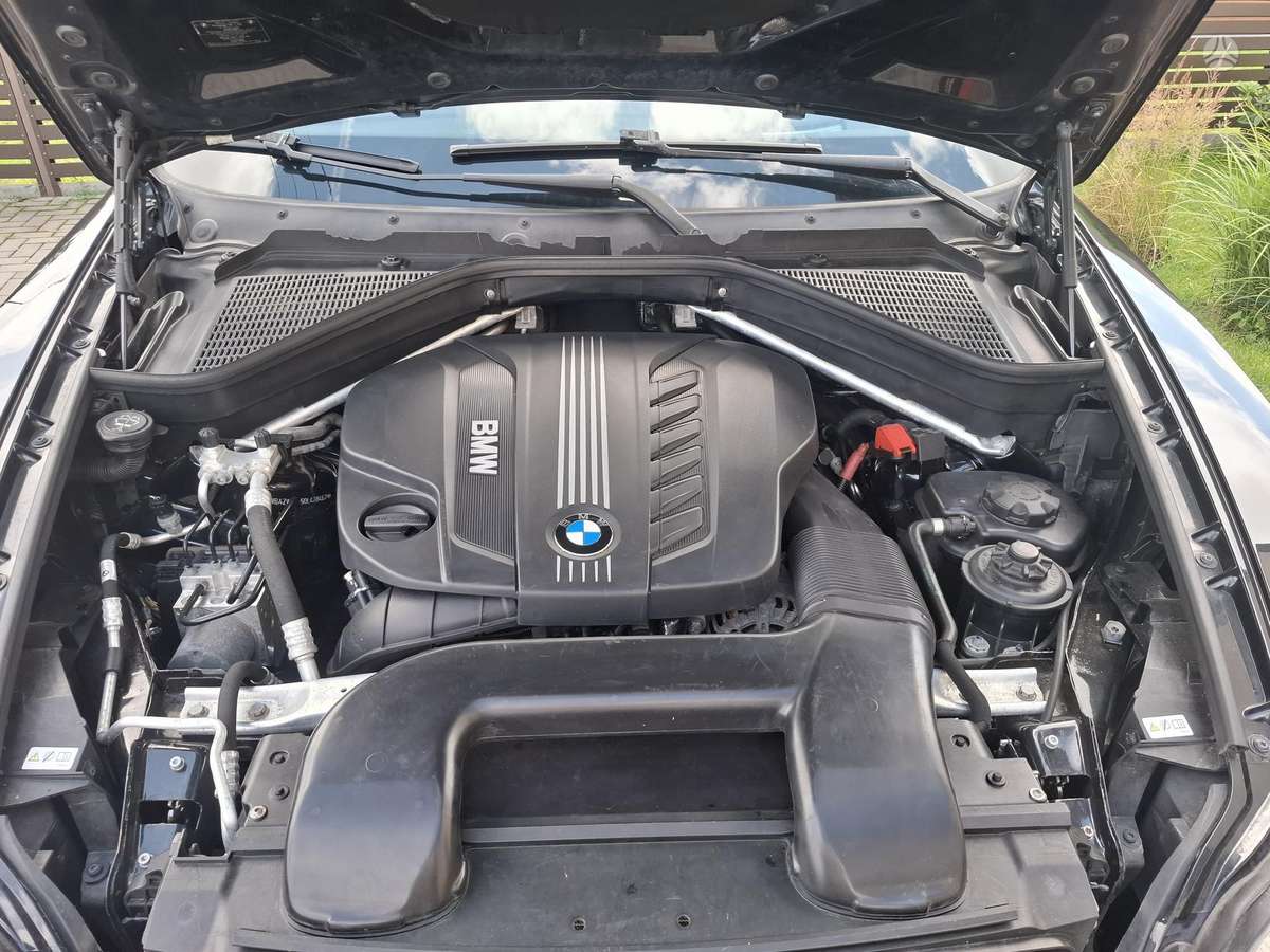 BMW X5, Внедорожник / Кроссовер